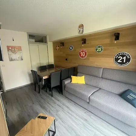 Au Pied Des Pistes Apartment *